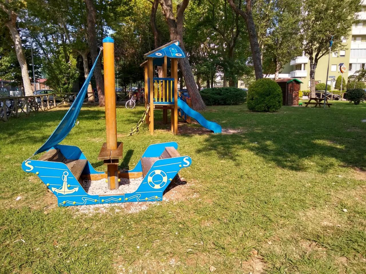 Portoverde Beach Apartments Мисано Адриатико Екстериор снимка