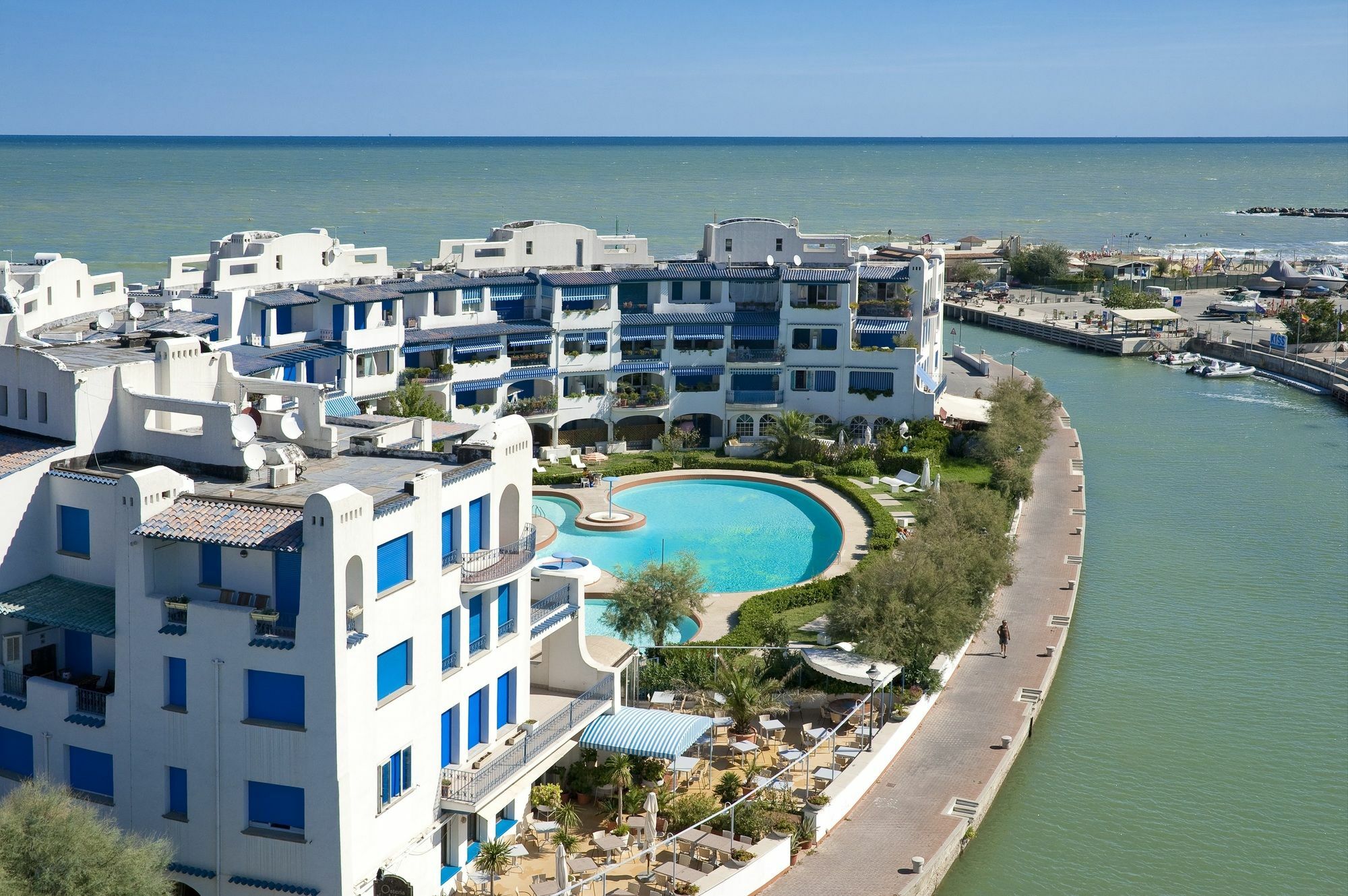 Portoverde Beach Apartments Мисано Адриатико Екстериор снимка